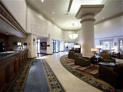 Chateau Lacombe Hotel Edmonton