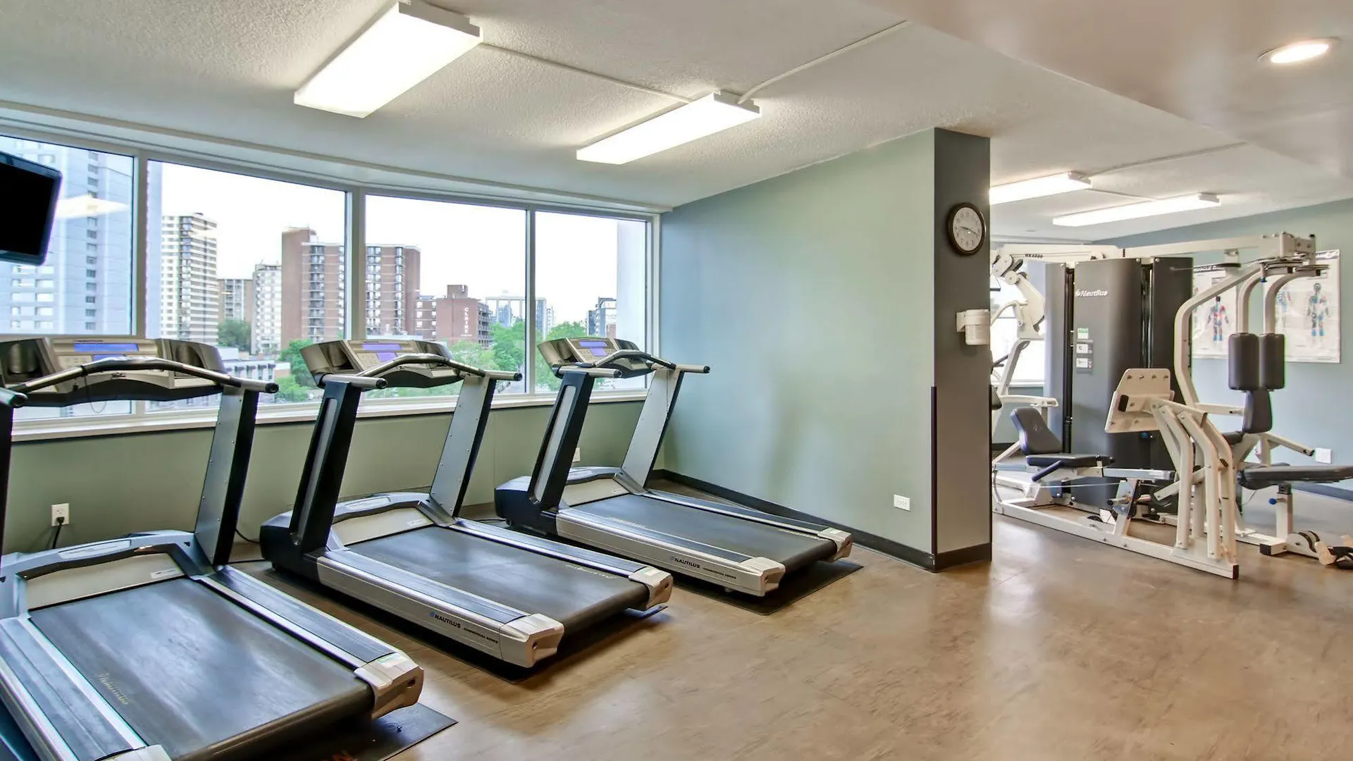 Chateau Lacombe Hotel Edmonton